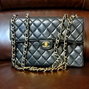 Vintage Chanel maxi lambskin 24 k gold hardware